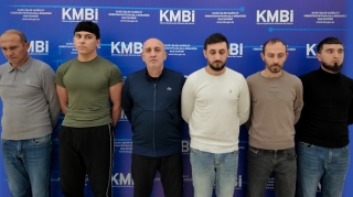 DİN onlayn qumar təşkil edən daha bir dəstəni ifşa etdi - Əməliyyat görüntüləri - VİDEO 