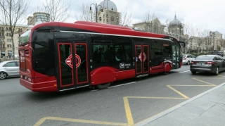 BNA:  "92 avtobusun hərəkət intervalında gecikmələr var"