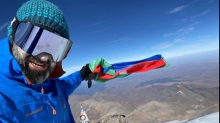 Avropanın ən hündür zirvəsində “Qarabağ Azərbaycandır!” şüarı  - VİDEO