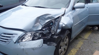 Bakıda avtomobilin vurduğu qadın xəstəxanada ölüb