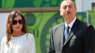 Prezident xanımı ilə Kəlbəcərdə açılışlarda iştirak etdi 