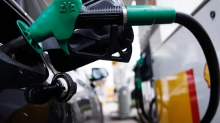 Banqladeş təchizat problemləri səbəbindən yanacaq idxalını artırır 