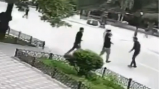 Gəncədə baş verən qətl hadisəsinin GÖRÜNTÜLƏRİ YAYILDI  - VİDEO