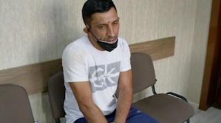 Şəmkirdə qanunsuz narkotik saxlamaqda şübhəli bilinən şəxslər saxlanılıb  - FOTO