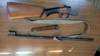 Saatlı sakinindən silah götürülüb