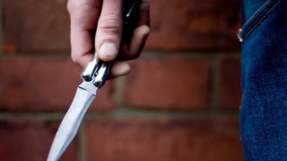 Bakıda küçədə bıçaqlanma olub