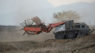 Ötən il Azərbaycan 18 ədəd minatəmizləmə maşını alıb