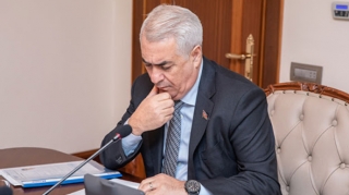 Cavid Qurbanovdan 34 minlik şübhəli müqavilə - Şirkət özünü niyə gizlədir? 