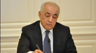 Baş nazirdən milli valyutanın transsərhəd daşınması barədə QƏRAR 