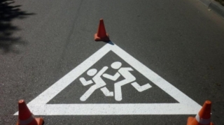 Dayı bir yaşlı bacısı oğlunu  "BMW" ilə vurub öldürdü 