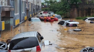 Leysan yağdı, maşınlar su altında belə qaldı