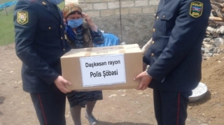 Daşkəsəndə polis şəhid ailələrinə bayram sovqatları payladı  - FOTO