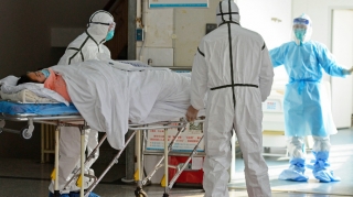 Dünyada koronavirusa yoluxanların sayı 7 milyon 100 mini ötdü