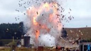 Bakıda axtarışda olan şəxs "Maşın bazarı"nda özünü partladıb, polislər xəsarət alıb   - YENİLƏNİB