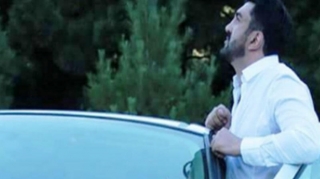 Evsiz qalan müğənnimiz maşınını da satdı: "23 ildir kirayədə qalıram" 