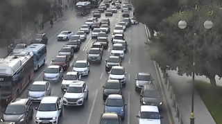 Bakının bir çox yollarında nəqliyyatın sıxlığı müşahidə edilir - SİYAHI 