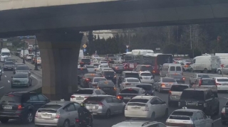 BNA:  Bu yollarda tıxac var - SİYAHI  - FOTO