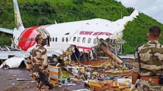 Qəzaya uğrayan “Boeing 737”nin “qara qutu”su tapıldı