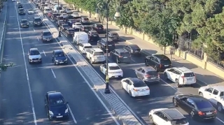 Bu yollarda sıxlıq var - SİYAHI 