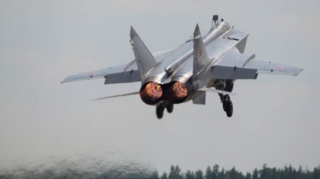 Rusiyada “MiQ-31” tipli təyyarə yanıb - FOTO 