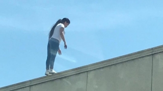 Bakıda baş verən intiharın qarşısı alındı 