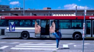 İctimai nəqliyyatda maraqlı reklamlar - FOTOLAR