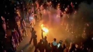 Tehranda tələbələr etiraz aksiyası keçirib - VİDEO 