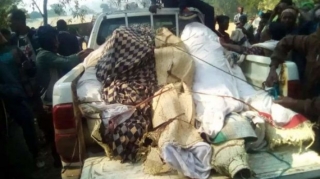 Sərnişin avtobusunu saxlayıb 15 nəfəri qətlə yetirdilər