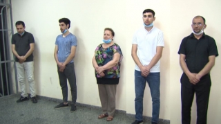 Metroda xuliqanlıq edən şəxslər həbs edildi - VİDEO 