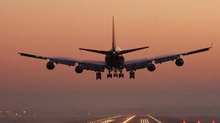 Bu aeroporta üç ildən sonra ilk dəfə sərnişin təyyarəsi endi 