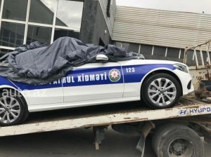 Yol polisinə son model “Mercedes”lər verilib - FOTO