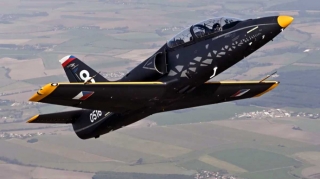 Çexiya Azərbaycana yeni hərbi təlim təyyarəsini təklif edib 