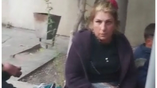 В Баку арестована женщина, заставлявшая детей попрошайничать - ФОТО