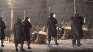 Трогательные кадры с акции на дороге Шуша - Ханкенди   - ВИДЕО