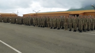 Azərbaycanda ehtiyatda olan bir qrup hərbçi təlim toplanışına çağırılıb   - FOTO