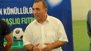 Veteran futbolçumuzu maşın vurub öldürdü - FOTO 