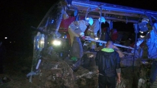 Rusiyada sərnişin avtobusu ilə “KamAZ” toqquşub, 6 nəfər ölüb   - FOTO