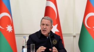 "Zəngəzur dəhlizinin heç kimə zərəri yoxdur" - Hulusi Akar 