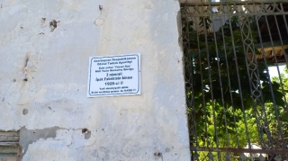 Şəkidə tarixi binada problemlər var  - FOTO