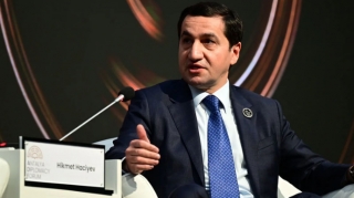 Sülh üçün təşəbbüslər yalnız kağız üzərində qalmamalıdır - Hikmət Hacıyev 