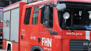 Bakıda çoxmərtəbəli yaşayış binasında yanğın olub