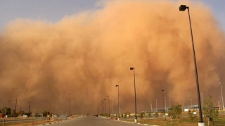 Toz fırtınası nəticəsində iki nəfər ölüb 