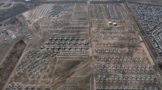 Dünyanın ən böyük "təyyarə məzarlığı" 