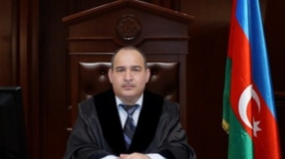 Məhkəmə sədri işdən çıxarılıb hakim təyin edildi
