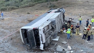 Avtobus aşdı - 8 nəfər öldü 