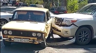 Stop nişanında dayanmayan “Prado” “06”ya çırpıldı   - VİDEO