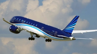 AZAL возобновил сезонные рейсы из Гянджи в Санкт-Петербург 