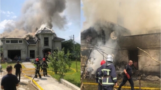 Ukraynada təyyarə yaşayış evinin üstünə düşdü  - VİDEO