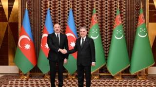 Azərbaycan, Türkmənistan və Özbəkistan arasında yüksəksəviyyəli görüş başladı 