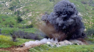 Ağdərədə mülki şəxs minaya düşdü 